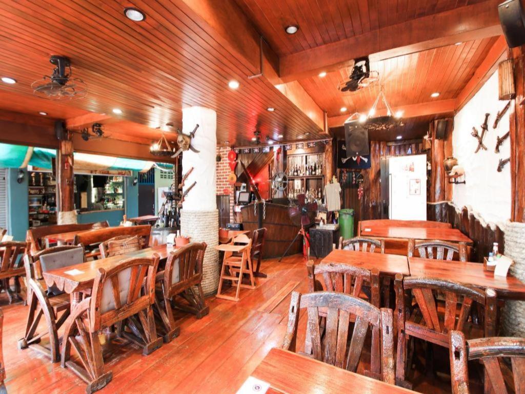 Oyo 1103 Pirates House Hotel Islas Phi Phi Exterior foto